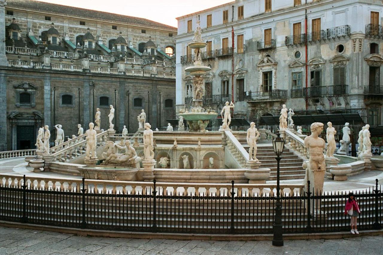 Holiday Palermo Exterior foto